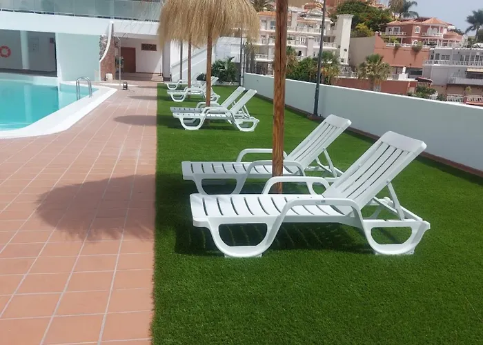 Island-village-jasmine * Costa Adeje (Tenerife)