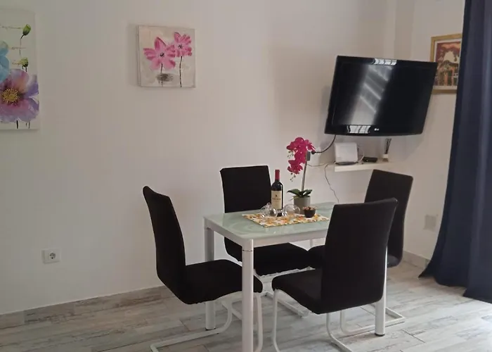 Island-village-jasmine * Costa Adeje (Tenerife)